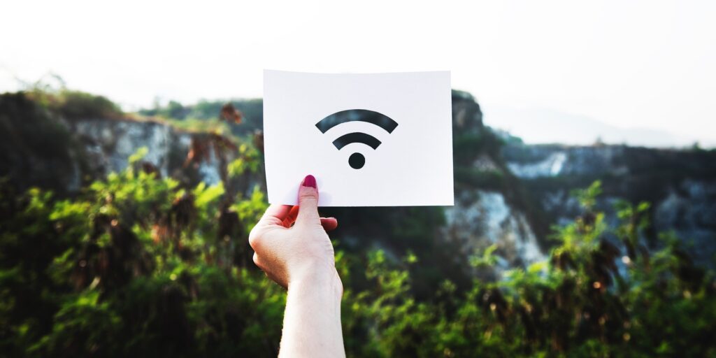 Wifi - StockSnap via Pixabay