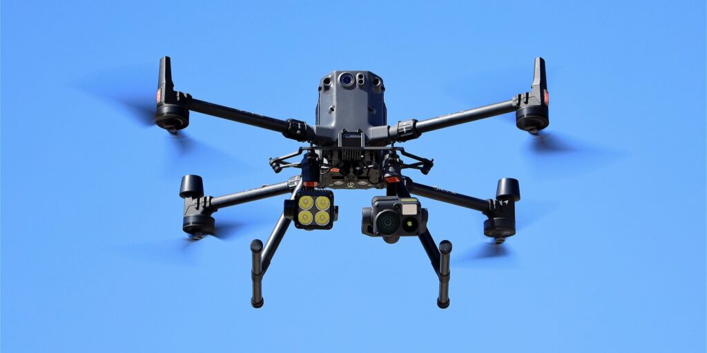 drone-8261503_1920 Afbeelding van Franz W. via Pixabay