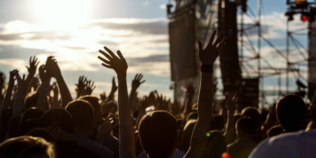 Festival - Canva